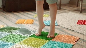 Małpiszon Mata sensoryczna Radosna Kraina 16 szt. 25 x 25 cm Ortoto 5