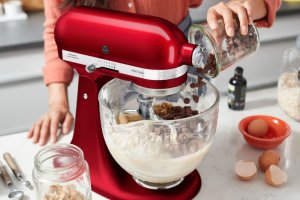 Robot planetarny KitchenAid KitchenAid Artisan 5KSM185PSECA Candy Apple 9