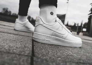 Nike Air Force 1 07 CW2288-111 białe 45,5 44