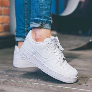 Nike Air Force 1 07 CW2288-111 białe 45,5 49