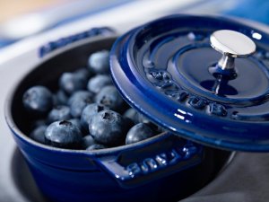 STAUB Mini garnek żeliwny okrągły 2