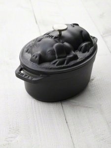 STAUB Garnek żeliwny owalny prosię Staub 2