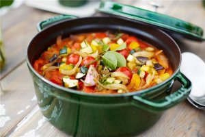 STAUB Garnek żeliwny okrągły Staub 2