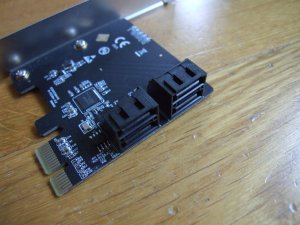 Kontroler Delock DELOCK 4 Port SATA PCI Express x1 Karte Low Profile Formfakt 3