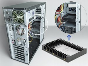 Delock Ramka montażowa Delock 3.5″ czarna 5