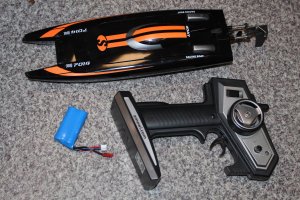 Amewi RC Boot 7014 Katamaran Li-Ion Akumulator 650mAh orange/14+ 2