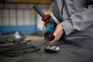 Szlifierka Bosch BOSCH ANGLE GRINDER 1700W/GWS 17-125 INOX 1,900 - 7,800 rpm 9
