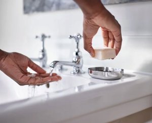 Joseph Joseph Joseph Joseph EasyStore Luxe Soap Dish    Stainless Steel 4