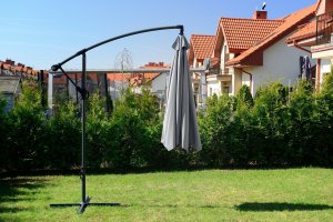Chillafish Parasol Ogrodowy na wysięgniku bocznym, składany 8