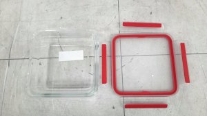 Emsa Emsa Clip&Close Glass Food Container 0,8 L red 9