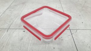 Emsa Emsa Clip&Close Glass Food Container 0,8 L red 10