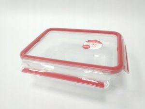 Emsa Emsa Clip&Close Glass Food Container 1,3 L  red 8