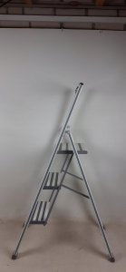 Wenko Aluminiowa drabina, 3-stopniowa - kolor biały, WENKO 11