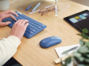 Klawiatura + mysz Trust Klaviatūra +Belaidė pelė LYRA/Mėlynas 24937 TRUST 9