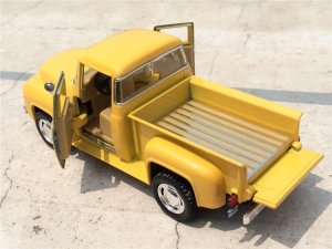 Daffi Ford F-100 Pockup 1:38 MIX KINSMART 8