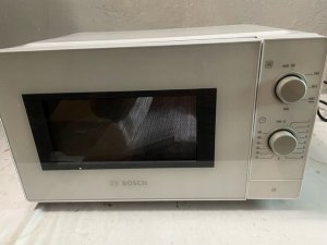 Kuchenka mikrofalowa Bosch Bosch FFL020MW0 Series 2, microwave oven (white) 1