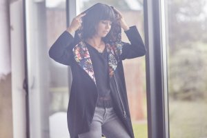 BeWear B091 Bluza z kapturem i zamkiem na skos - czarna (kolor czarny, rozmiar 2XL/3XL) 2