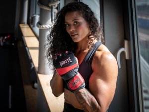 YakimaSport RĘKAWICE DO MMA BRUTE R. L/XL 3