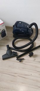 Odkurzacz Bosch Series 4 BGD38BU2, canister vacuum cleaner (dark blue) 3