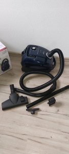 Odkurzacz Bosch Series 4 BGD38BU2, canister vacuum cleaner (dark blue) 4