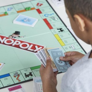 Monopoly MONOPOLY Board game Classic (In Finnish lang.) 7