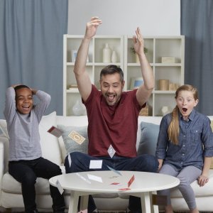 Monopoly MONOPOLY Board game Classic (In Finnish lang.) 10