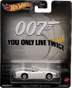 Mattel HOT WHEELS PREMIUM CAR James Bond 007 Toyota 2000GT Roadster autko metalowe 1