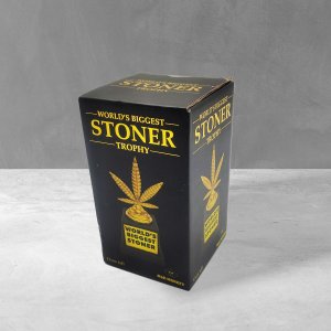 Thumbs Up Mad Monkey - TROFEUM "World's Biggest Stoner" 5