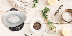 Waga kuchenna Caso Caso | Precision Weighing Scale | FinoCompact | Maximum weight (capacity) 0.5kg | Graduation 1 g | Ekranas type LED | Juodas/Stainless Steel 8