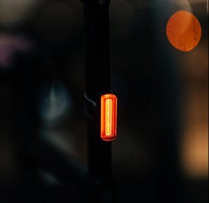 MAGICSHINE Lampka tylna SEEMEE 20 V2.0, 20 lumenów 12