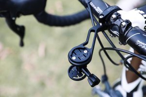 MAGICSHINE Uchwyt na kierownicę MAGICSHINE TTA, Z zestawem 5 adapterów (NEW) 9