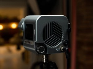 Lampa studyjna Amaran Amaran Lampa oświetleniowa fotograficzna LED COB 60d S 15