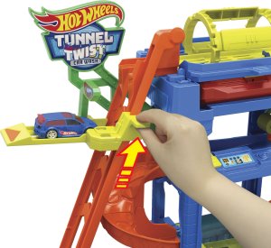 Mattel Hot Wheels City Tunnel Twist car wash, play building 19