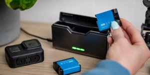 Ładowarka do aparatu Newell Ładowarka trójkanałowa USB-C do akumulatorów GoPro 5-11 7