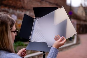 Lampa studyjna Newell NEWELL Lampa LED RGB Vividha Effect 10