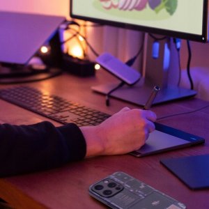 Tech 21 Futerał TECH do IPHONE 14 Plus wzór 2 3