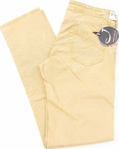 Trussardi Spodnie marki Jacob Cohen model J688 CUSTOM COMF 06510V kolor Brązowy. Odzież męska. Sezon: 31 1