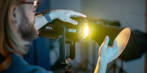 Lampa studyjna Newell NEWELL Mitra 180 Lampa LED RGB 15