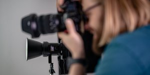 Lampa studyjna Newell LED RGB Pravaha Max 135 (NL4081) 11