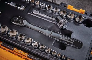 Zestaw narzędzi Dewalt DEWALT ZESTAW KLUCZY  34el. 4