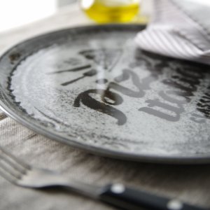 Duralex Talerz do pizzy z porcelany Recipe Collection Black śr. 33 cm - zestaw 6 szt. Talerz do pizzy z porcelany Recipe Collection Black śr. 33 cm - zestaw 6 szt. 2