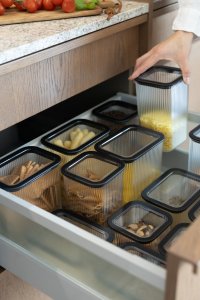 Branq BRANQ - Pojemnik na żywność - plastikowy - kwadratowy - sypkie - 0,72 L 6