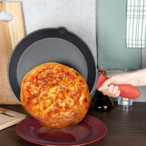 Patelnia Vilde Patelnia żeliwna z silikonową nakładką CAST LINE 30 cm 6