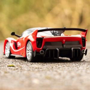 Rastar Auto na radio Ferrari FXX K Evo 1:24 79300 RASTAR 13