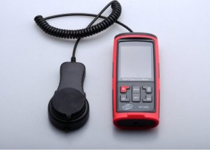 Benetech Luksomierz miernik natężenia światła GM1050 3