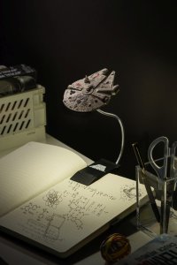 Paladone PALADONE Lampka do czytania Gwiezdne Wojny Millennium Falcon 9