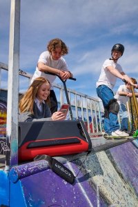 Głośnik BigBen Big Ben Głośnik Bluetooth 2x Mikrofon Party KBOX Karaoke Podświelnie 200W 32