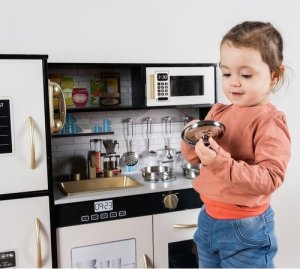 Kruzzel Kuchnia drewniana dla dzieci, dżwięki, światło, akcesoria Patelnia, garnek, łyżki 7