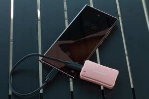 Dysk zewnętrzny SSD GoodRam HX200 1TB Różowy (SSDPR-HX200-1K0-RG) 10