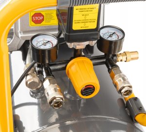 Sprężarka Powermat KOMPRESOR OLEJOWY 50L SPRĘŻARKA 8 BAR 206 l/min 230V 3